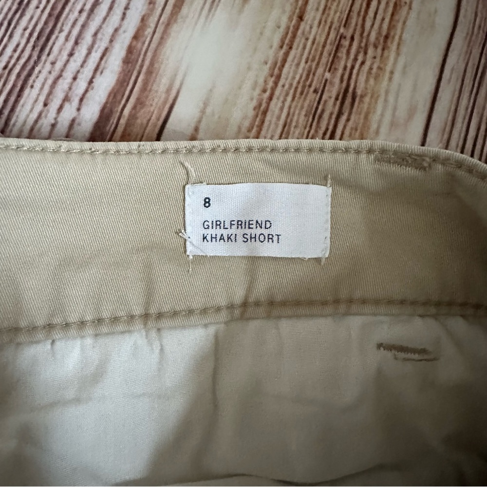Gap 5” Girlfriend Khaki Shorts Size 8 - Picture 9 of 10